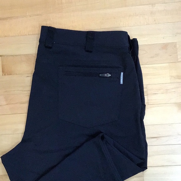 Duluth Trading Black Jet Equity Men’s Pant size 44x30. - Picture 3 of 10